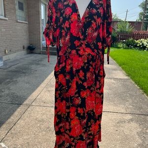 Torrid Red size 2 flowery dress